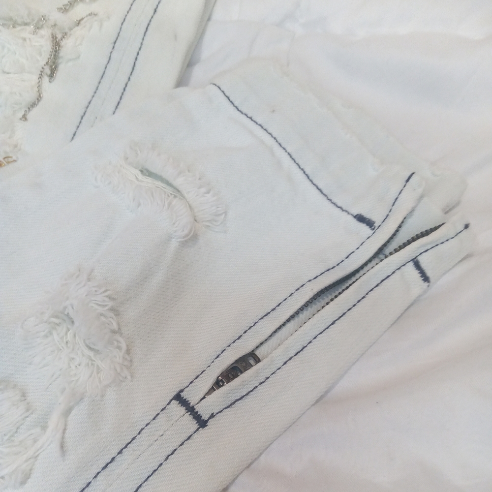 Carmar Ripped Chain Jeans - Picture 4 of 6